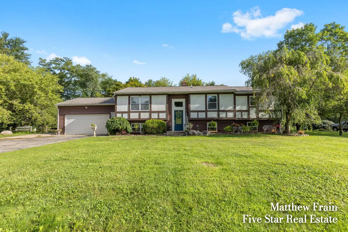 3395 12 Mile Road Nw, Sparta, MI 49345 - #1