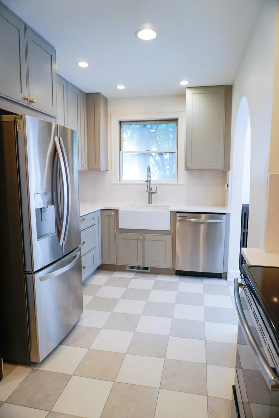 940 Lakeside Drive Se, East Grand Rapids, MI 49506 - #2