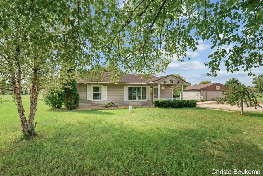 88 E Parmeter Road, Ionia, MI 48846 - #2
