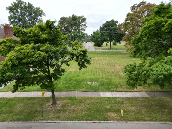 2969 Seminole Street, Detroit, MI 48214