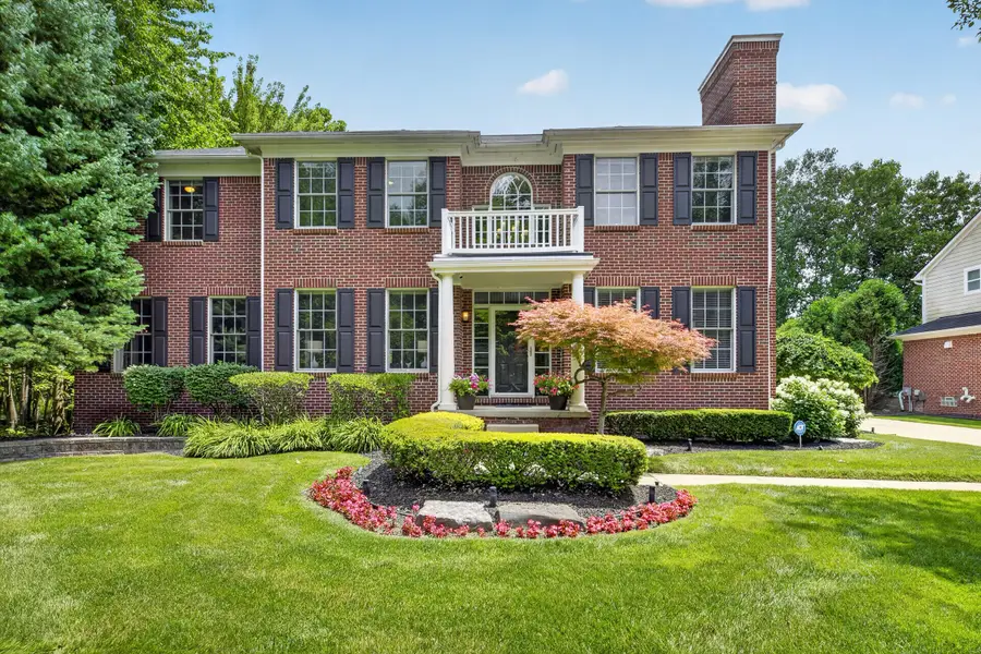 613 Aylesbury Court, Canton, MI 48187 - #2