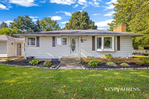 2414 Barry Street, Hudsonville, MI 49426