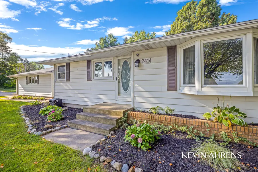 2414 Barry Street, Hudsonville, MI 49426 - #3