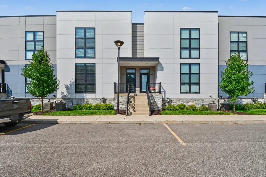 6011 Port View Drive Se, Grand Rapids, MI 49512 - #2