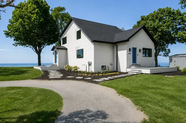 2475 Cedar Path, St. Joseph, MI 49085