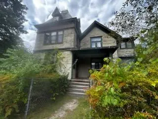723 Sheridan Avenue, Saginaw, MI 48607 - #1