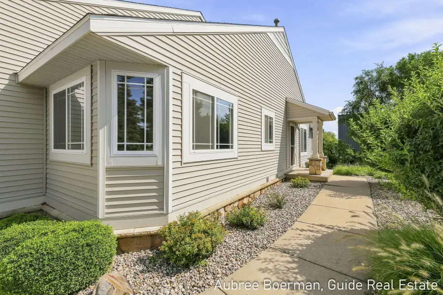 6440 Stoney Creek Court, Hudsonville, MI 49426 - #3