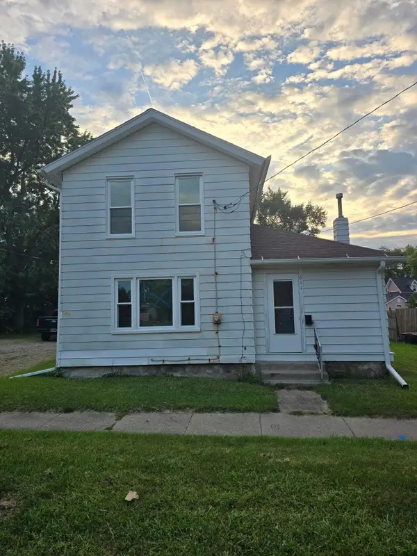 611 N M.l.k. Jr Drive, Jackson, MI 49201