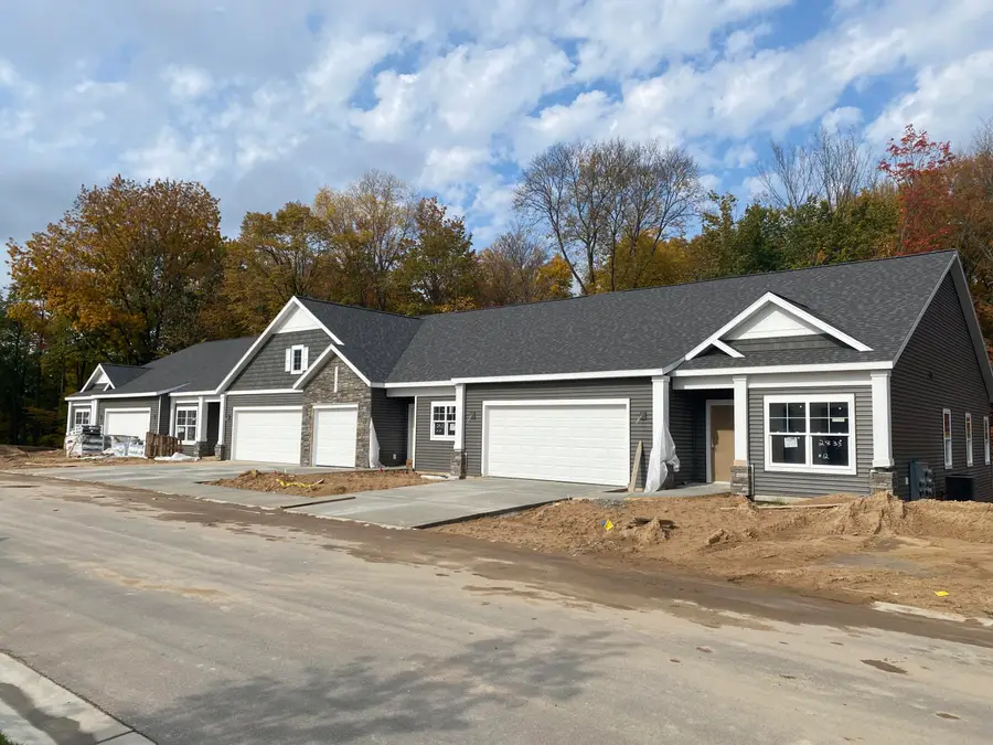 2883 E Cobblestone Court Se #51, Kentwood, MI 49512 - #2