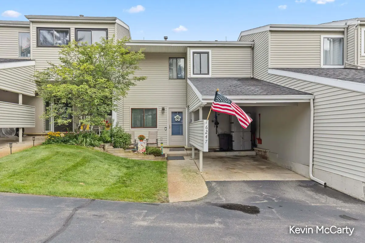 6247 Acropolis Drive Se #29, Grand Rapids, MI 49546 - #1