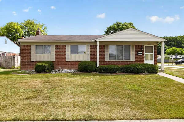 30308 Yorkshire Drive, Madison Heights, MI 48071
