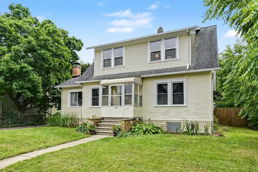 717 Union Street, Jackson, MI 49203 - #2