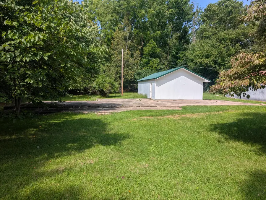 60322 46th Avenue, Lawrence, MI 49064 - #2