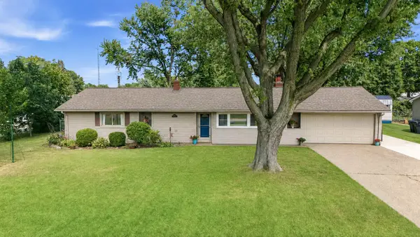 2813 E Hanley Road, St. Joseph, MI 49085