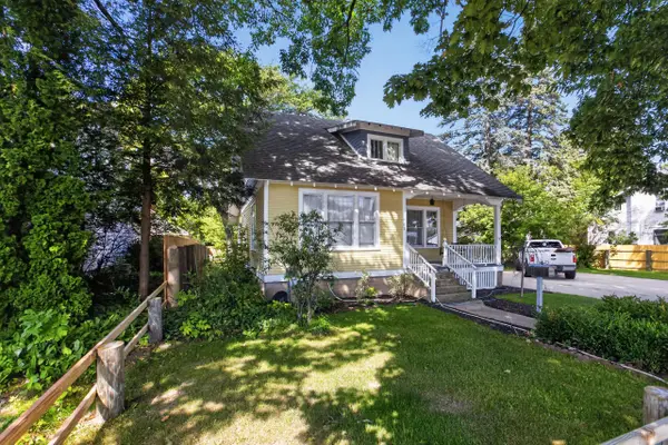 727 S Chestnut Street, Reed City, MI 49677