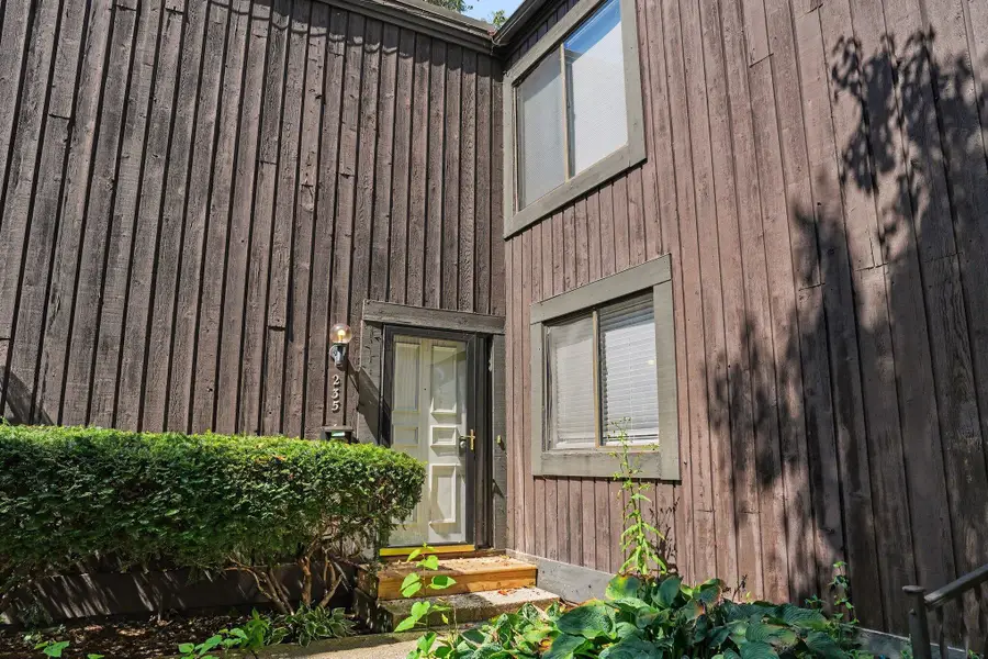 235 Durness Court, Kalamazoo, MI 49006 - #3