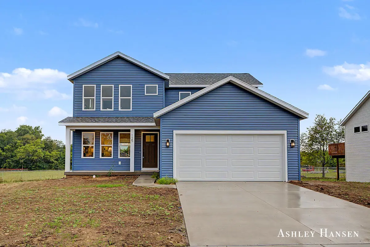 125 Chase Nw, Kent City, MI 49330 - #1