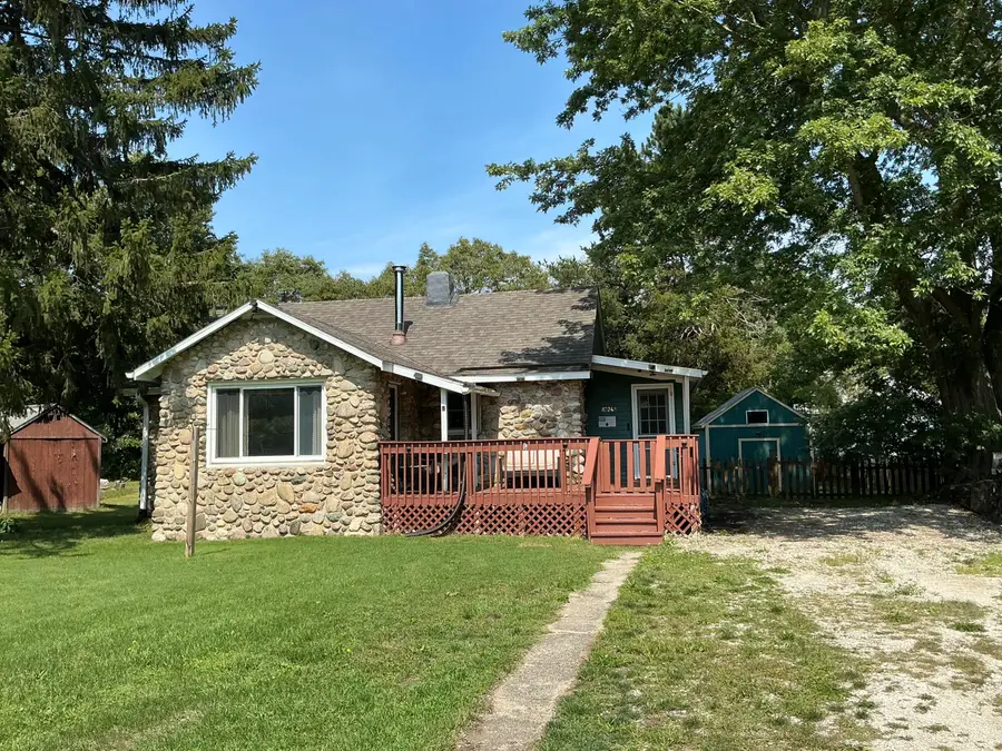 82248 45th Avenue, Coloma, MI 49038 - #3