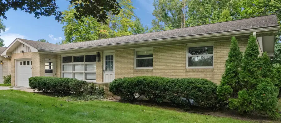 2197 Ann Drive, Saint Joseph, MI 49085 - #3