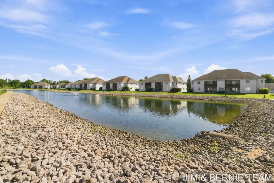 3042 W Crystal Waters Drive #6, Holland, MI 49424 - #2