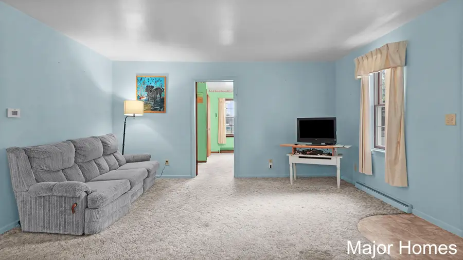 417 W Main Street, Stanton, MI 48888 - #3