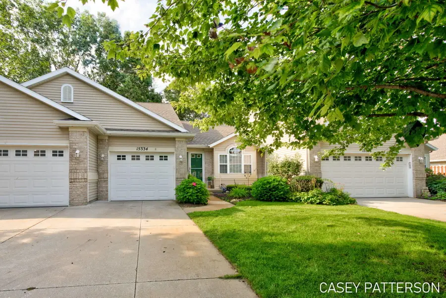 15334 Winchester Circle, Grand Haven, MI 49417 - #2