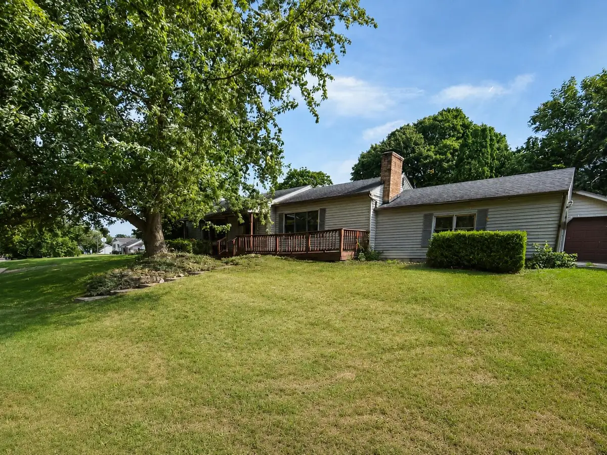 736 N Michigan Street, Fremont, MI 49412 - #1