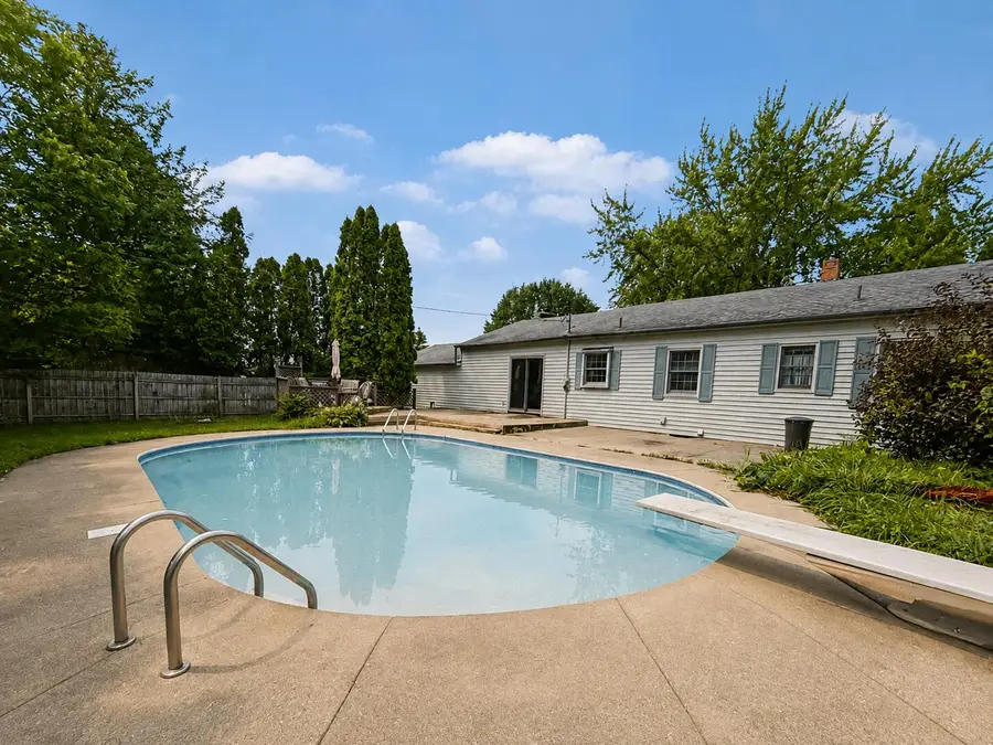 736 N Michigan Street, Fremont, MI 49412 - #2