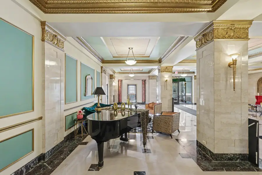 15 E Kirby Street #426, Detroit, MI 48202 - #3
