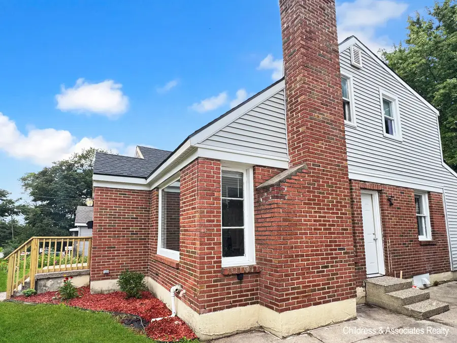 1429 Louise Street Se, Grand Rapids, MI 49507 - #2