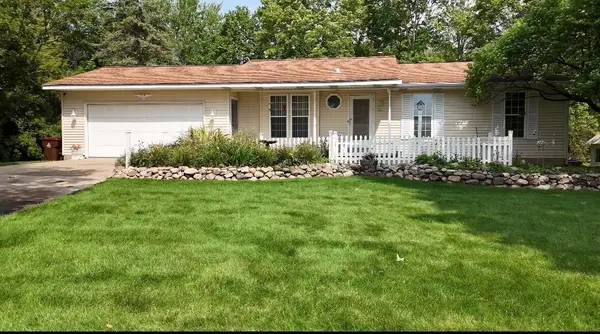 2199 15 Mile Road Ne, Sparta, MI 49345