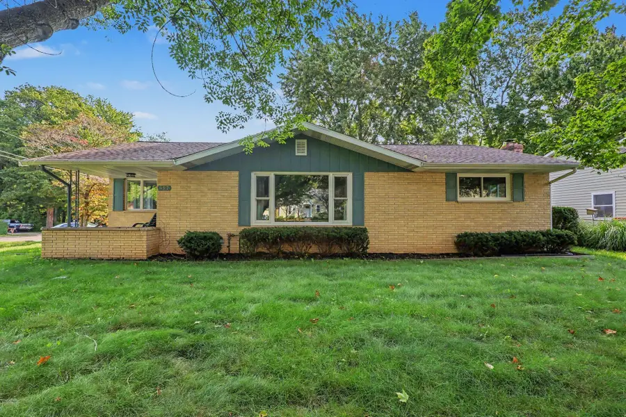 997 Colonial Court, Holland, MI 49423 - #3