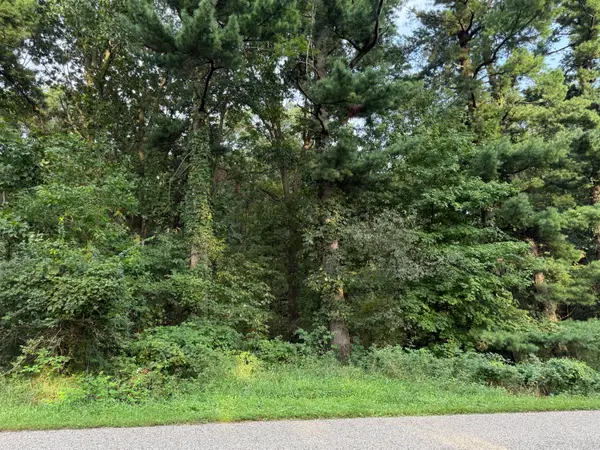 27 Campbell Lake Drive, Parma, MI 49269