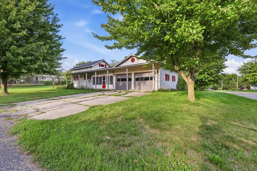 410 Blanchard Street, Muir, MI 48860 - #2