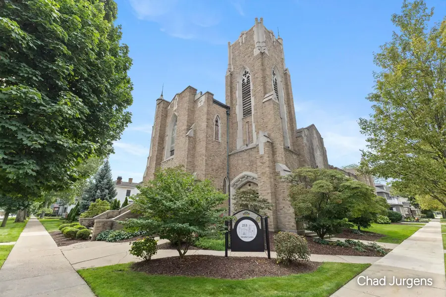 253 Prospect Avenue Ne #103, Grand Rapids, MI 49503 - #2