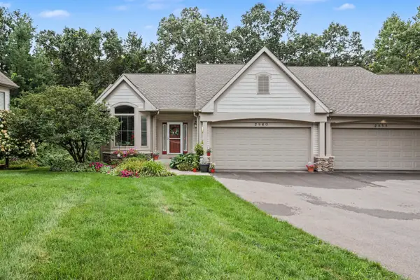 2860 Willow Ln Court Ne, Grand Rapids, MI 49525