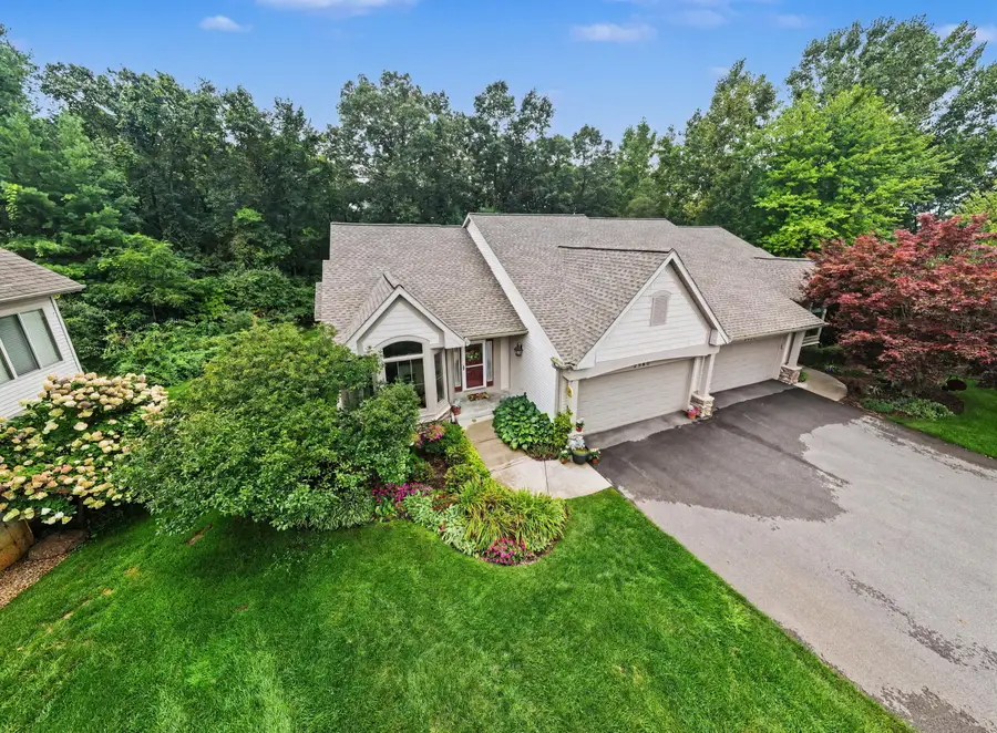 2860 Willow Ln Court Ne, Grand Rapids, MI 49525 - #3