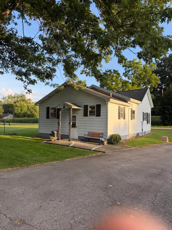 1638 2nd Street, Galien, MI 49113