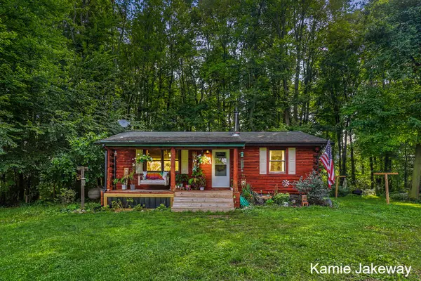 10481 Brown Road, Fenwick, MI 48834