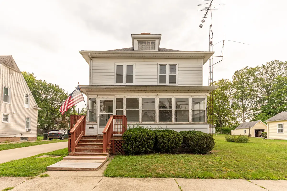 415 Garfield Street, Chelsea, MI 48118 - #1