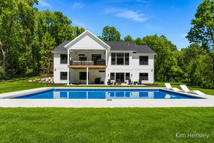 8571 Young Avenue Ne, Rockford, MI 49341 - #2