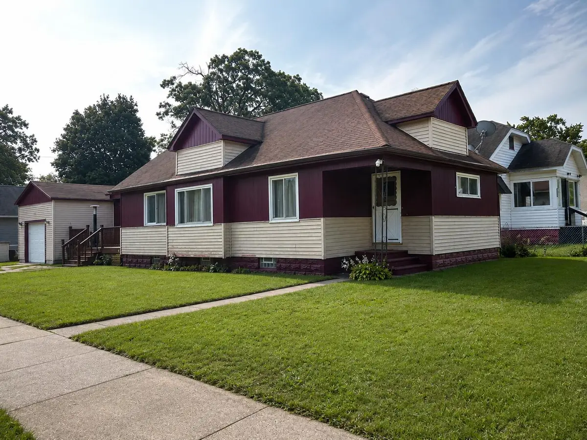 1910 Hoyt Street, Muskegon, MI 49442 - #1
