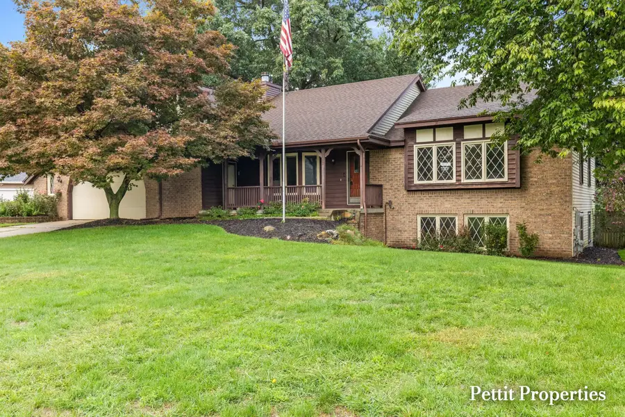 1687 Oakvale Drive Sw, Wyoming, MI 49519 - #2