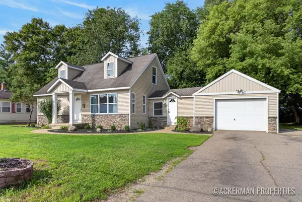 2129 Cleveland Avenue Sw, Wyoming, MI 49509