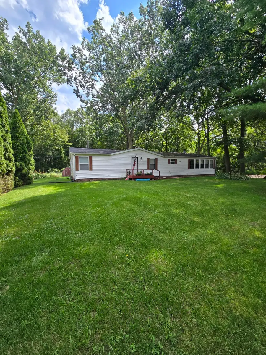 2625 Sanford Drive, Hillsdale, MI 49242 - #2