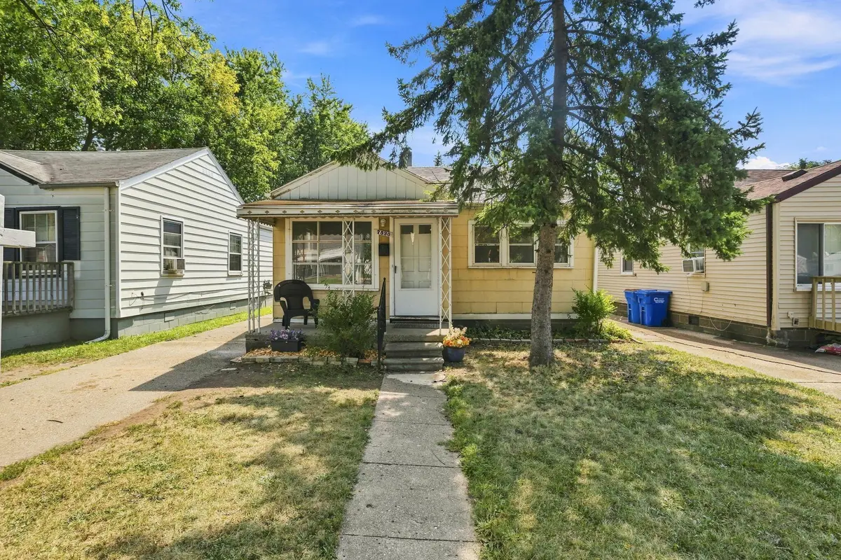 7530 Westminster Avenue, Warren, MI 48091 - #1