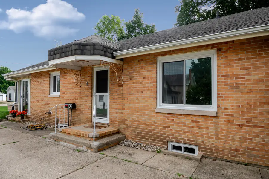 214 Cedar Street, Paw Paw, MI 49079 - #2