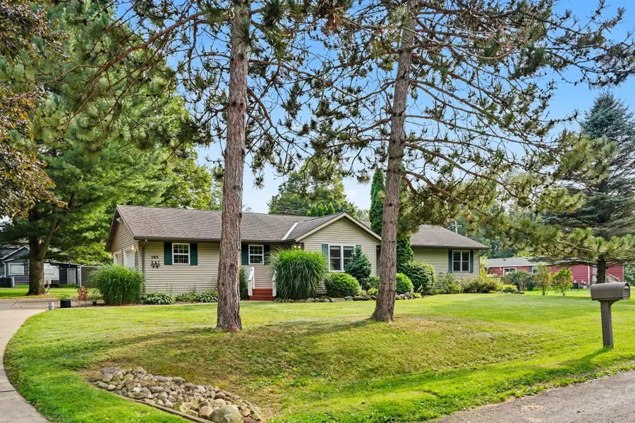 165 W Monroe Street, Marcellus, MI 49067 - #2