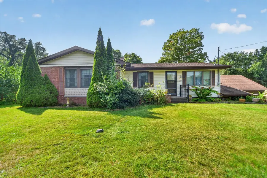 3124 Earl Drive, Spring Arbor, MI 49283 - #3