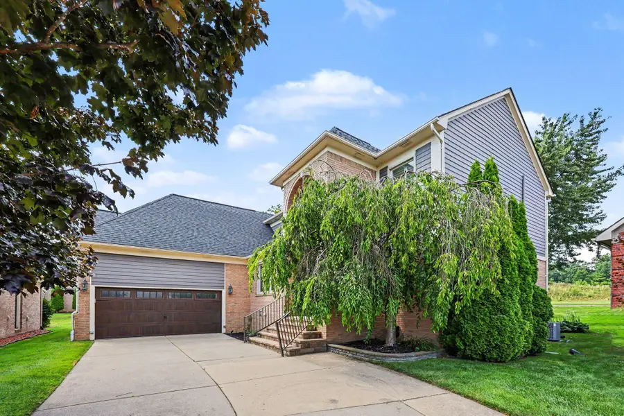 59807 Glacier Ridge N, Washington, MI 48094 - #2